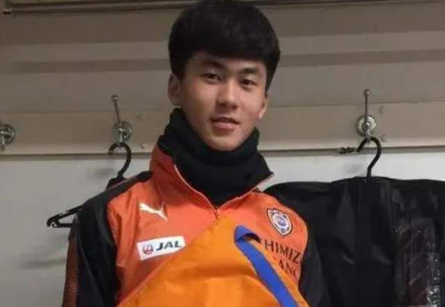 善于交往的女人
